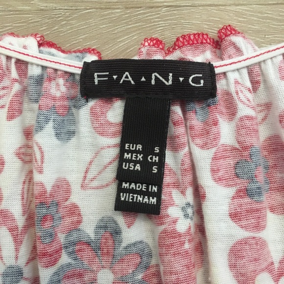 Floral Red Top - Picture 2 of 5